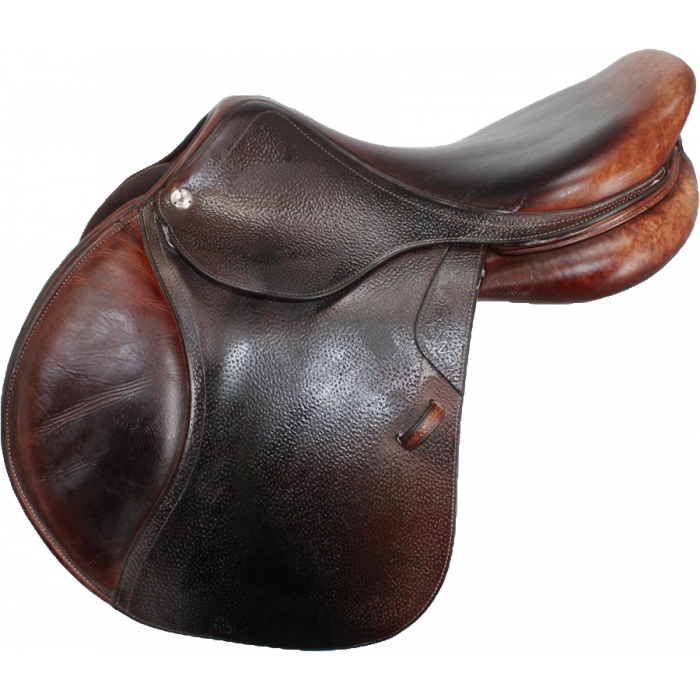 17.5" CWD Optim close contact saddle