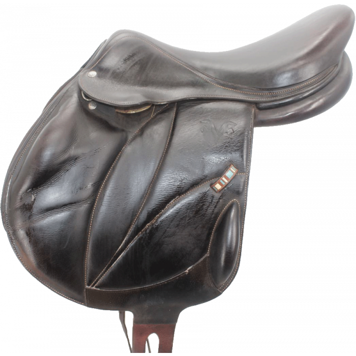 17.5" Voltaire Saddle