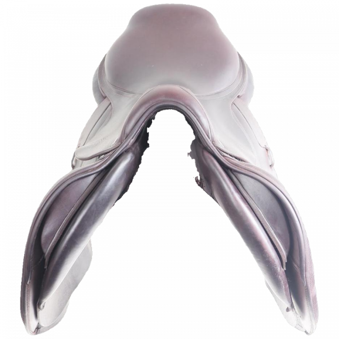 17.5" CWD Optim saddle