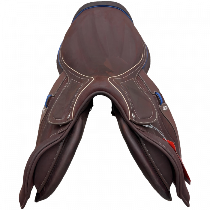 18" CWD 2Gs Mademoiselle saddle
