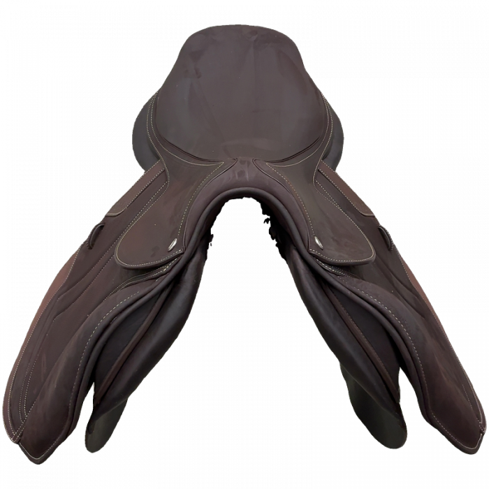 17.5" CWD Optim close contact saddle