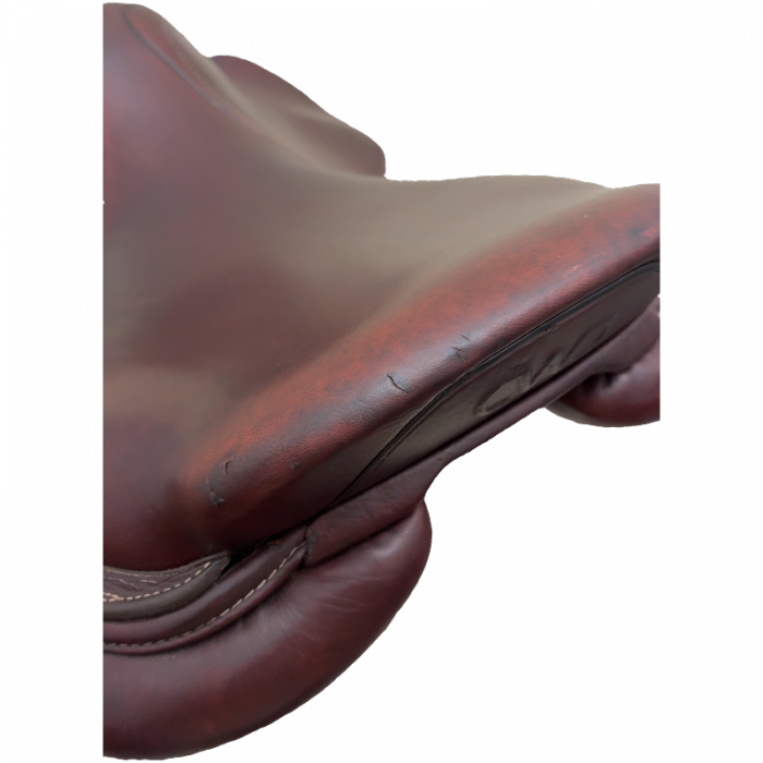 16.5" CWD Optim saddle