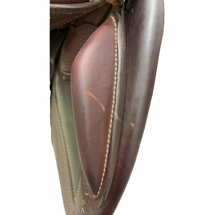 16.5" CWD Optim saddle